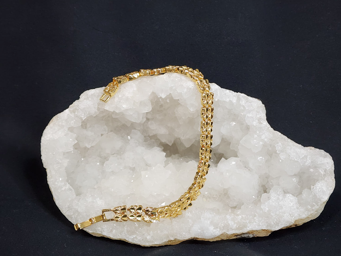 Golden Geometric Collection