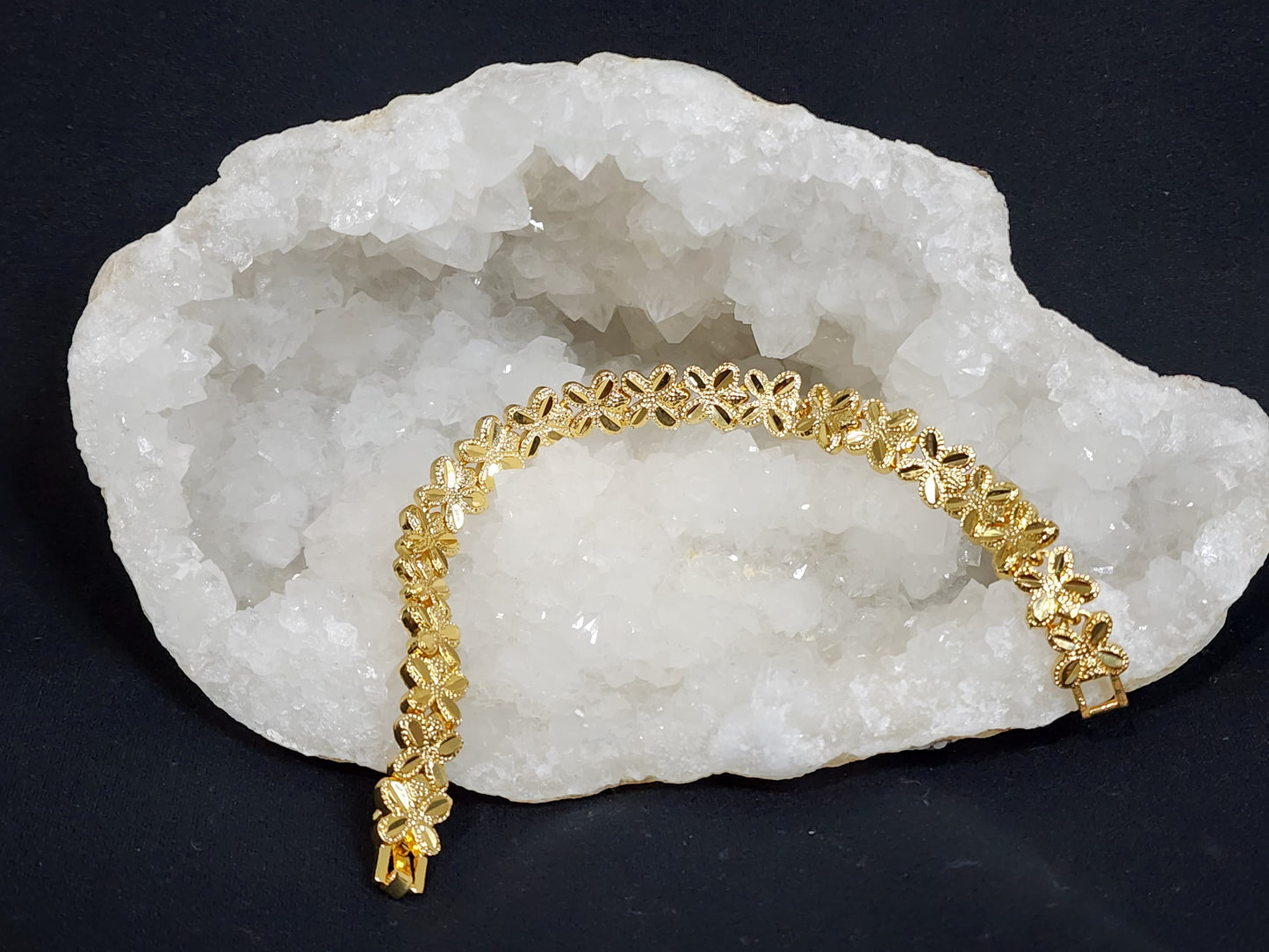 Golden Geometric Collection