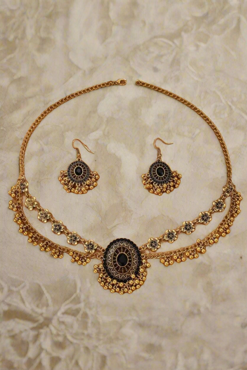 Vintage Victorian Set