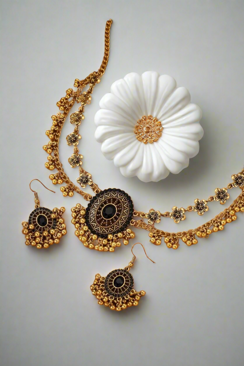 Vintage Victorian Set