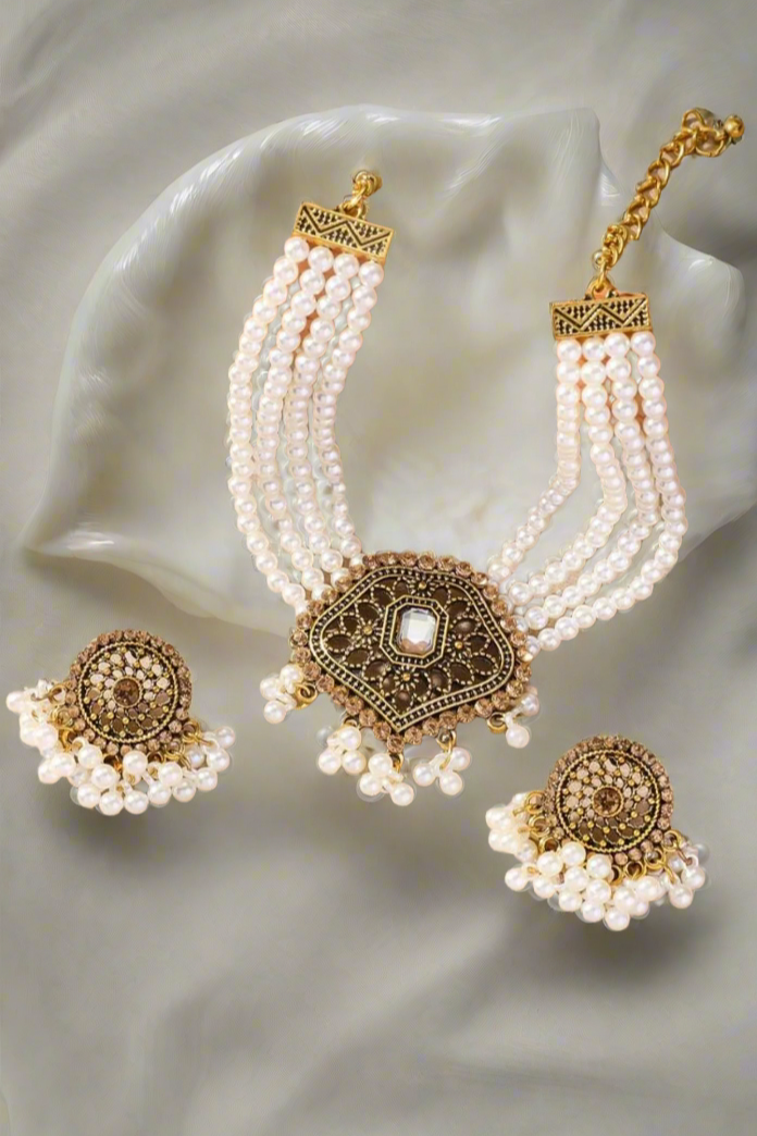 Vintage Pearl Glam Set