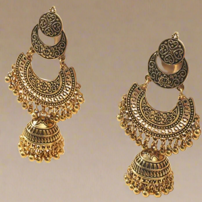 Round tassel drop earring